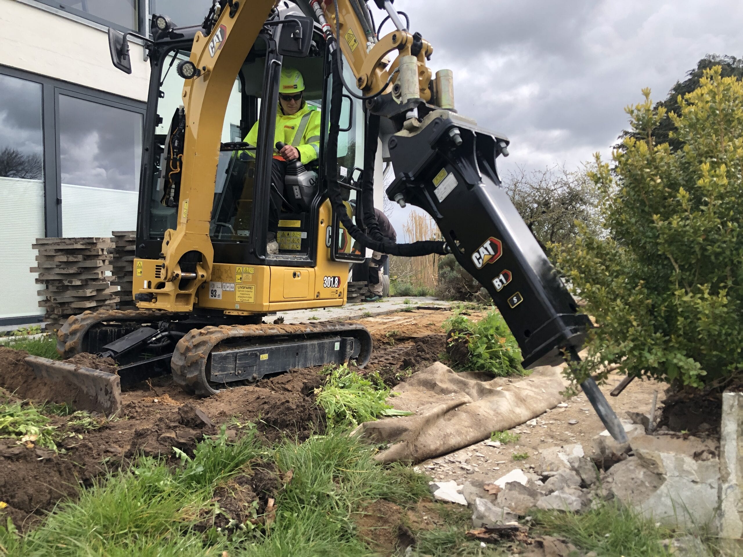 20210505_084843100_iOS-scaled