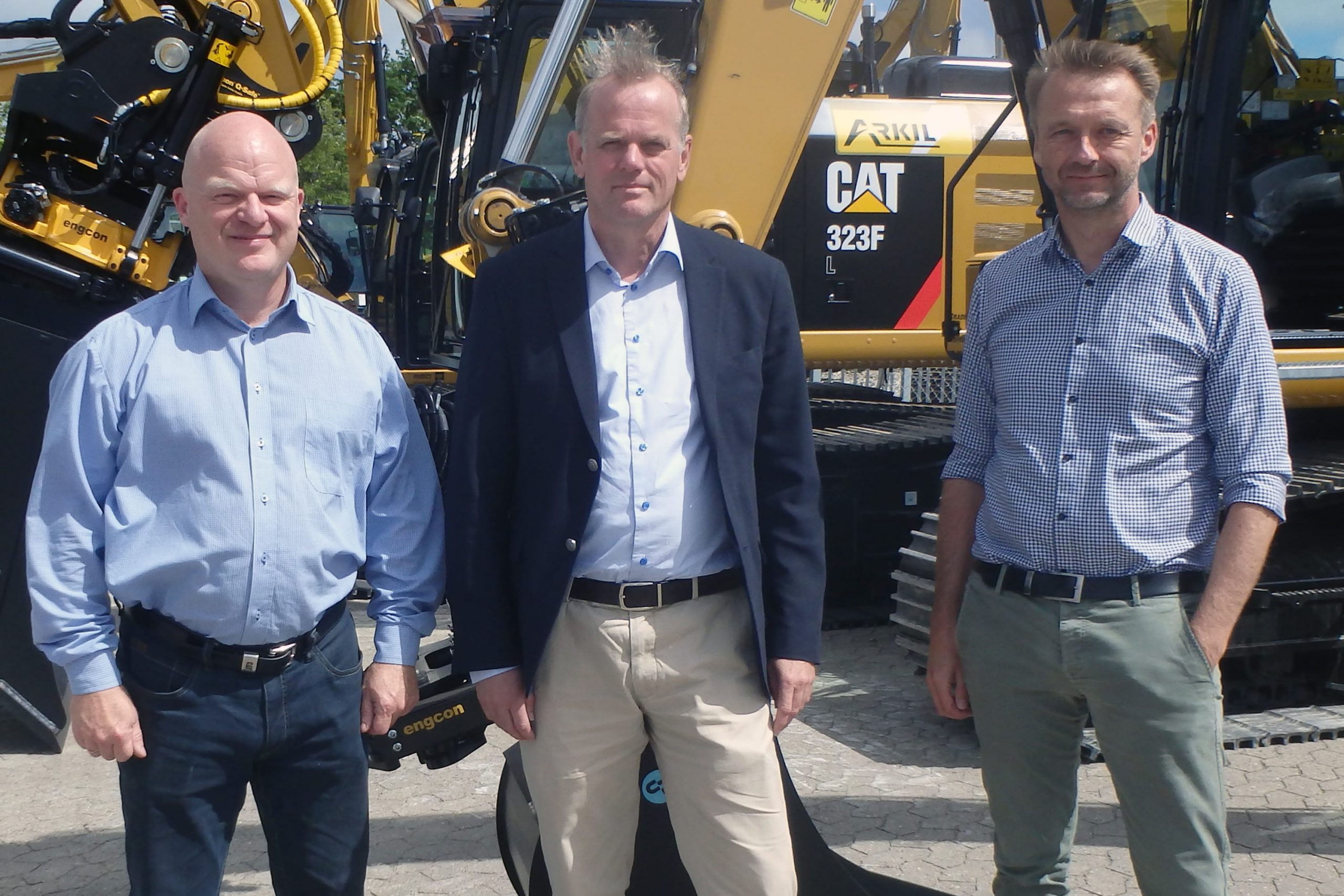 Fra-venstre-Key-Account-Manager-Birger-Hjelm-Pon-Equipment-direktoer-Joergen-Soendergaard-og-teknisk-direktoer-Jan-Schmidt-Arkil