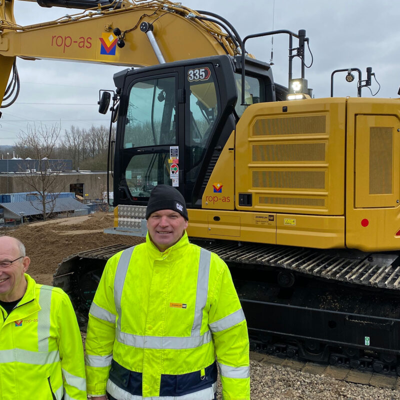 Maskinfører Kurt Jespersen, ROP (tv) og Stig Nielsen, Zeppelin Construction